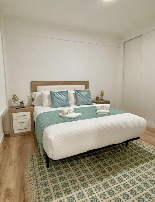 White Con Garaje Appartement *